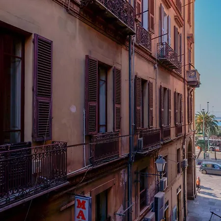 Appartamento Magica Bellissimo Panoramico In Centro Cagliari