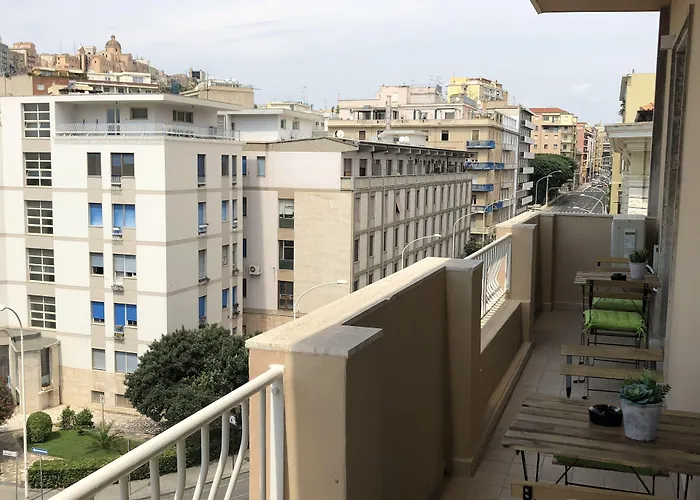 Daire Magica Bellissimo & In Centro Cagliari